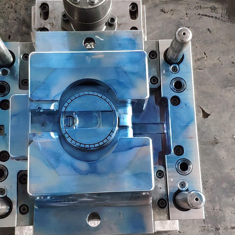 水杯蓋模具及產(chǎn)品